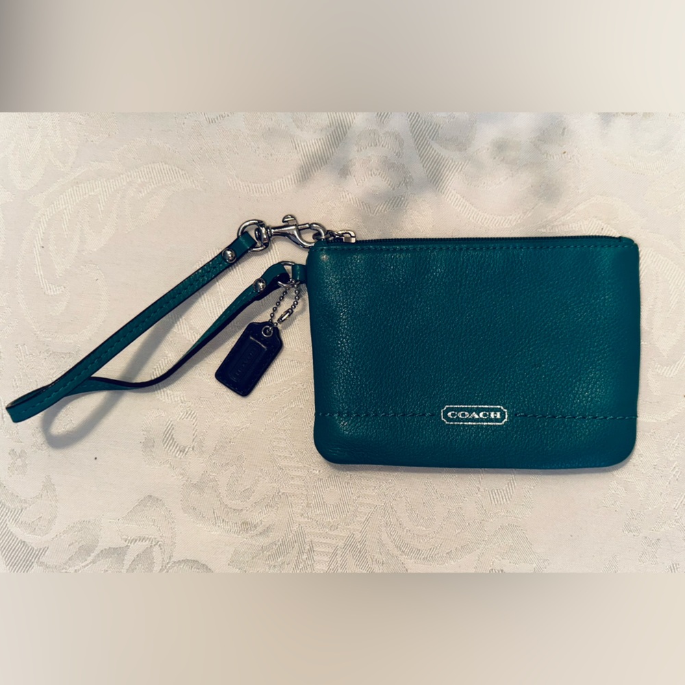 Coach Leather Wristlet in Teal and Navy - EUC